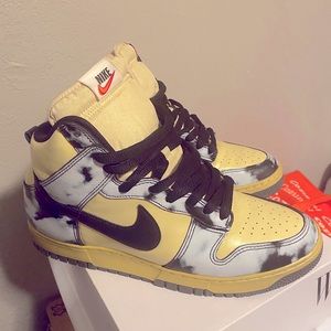 Nike off white men dunks . Size 10.5